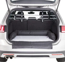 Trixie Lit Pour Coffre De Voiture Avec Protection De Pare-choc -Flamingo || ROYAL CANIN || Trixie Soldes Boutique 03f1cee09b5fd7cd3d9d94cb502f827fc13a9a6d3ed58412641734fbb61fcd26